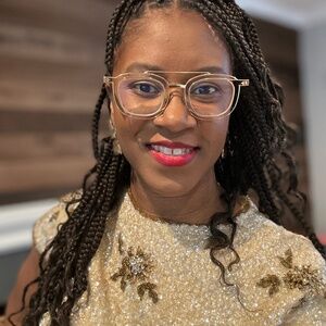 Meet your Posher, Shawna